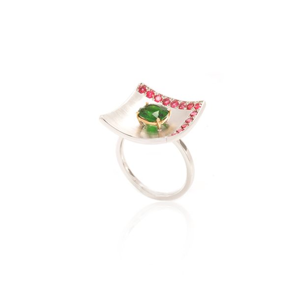 Bague Nymphéa, Or Blanc 18k, Grenat Tsavorite et Spinelles 7