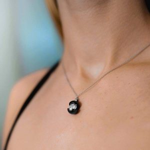 pendentif Secret