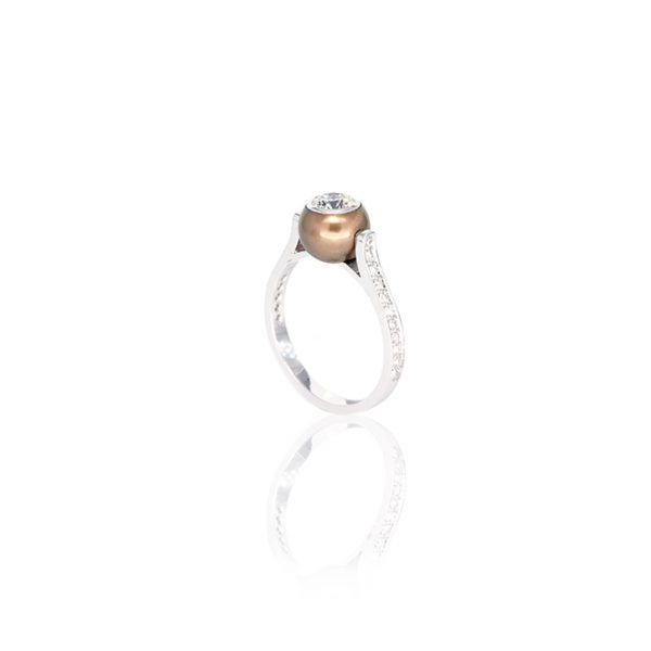 Solitaire, or, perle de Tahiti et diamants 2