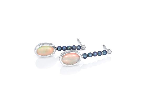 Boucles d'oreilles Phileas Fogg, or opale et perles 4